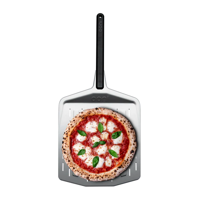 Perforált pizzalapát – 12" (30 cm)