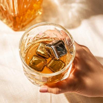 Whiskyhűtő kockák, 4 darabos szett – rozsdamentes acél